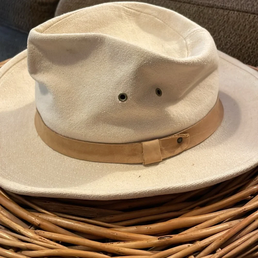 Vintage Banana Republic Cream Canvas Safari Hat - Picture 2 of 6